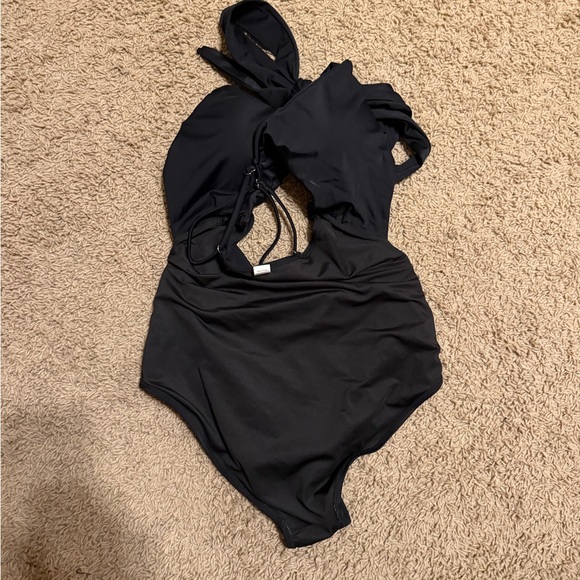 Black Cutout Swimsuit size L - Picture 5 of 6